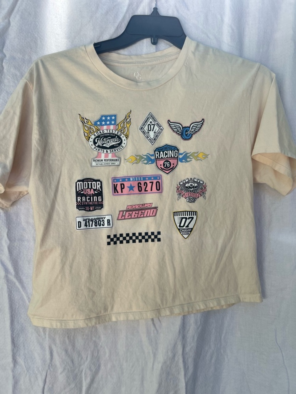 Cropped Graphic Tee Racing Style Cream Shirt Women’s Large